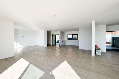 Villa i Camara de Lobos, Madeira, Camara de Lobos - € 895.000 | Ref: 8368 - foto 13