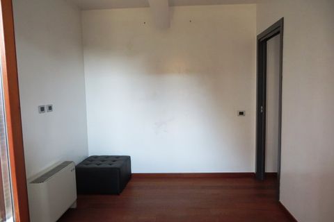 Erhvervsejendom i Parma, Parma, Parma - € 129.999 | Ref: TREV11 - foto 13