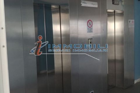 Erhvervsejendom i Segrate, Milan, Segrate - € 30.000 | Ref: UL3165 - foto 9