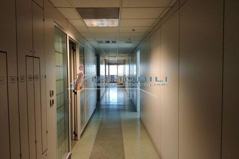 Erhvervsejendom i Segrate, Milan, Segrate - € 30.000 | Ref: UL3165 - foto 21