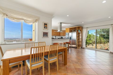 Villa i Estoi, Faro, Estoi - € 1.200.000 | Ref: IDH33098 - foto 6