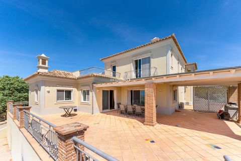 Villa i Estoi, Faro, Estoi - € 1.200.000 | Ref: IDH33098 - foto 25