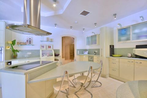 Villa i Valbonne, Alpes-Maritimes, Valbonne - € 1.679.000 | Ref: HH-14974363 - foto 21