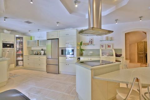 Villa i Valbonne, Alpes-Maritimes, Valbonne - € 1.679.000 | Ref: HH-14974363 - foto 22