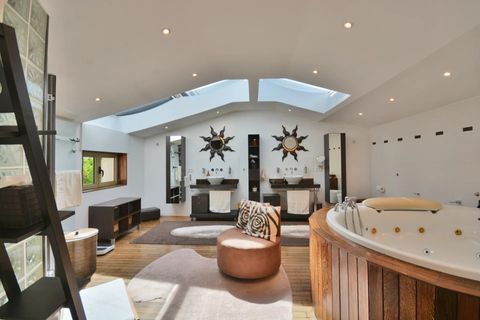 Villa i Valbonne, Alpes-Maritimes, Valbonne - € 1.679.000 | Ref: HH-14974363 - foto 31