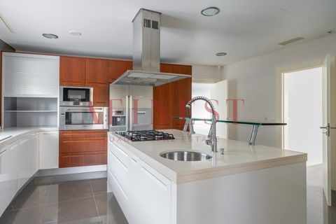 Villa a Belas, Lisbon, Belas - € 1.450.000 | Ref: C0505/23 - foto 7