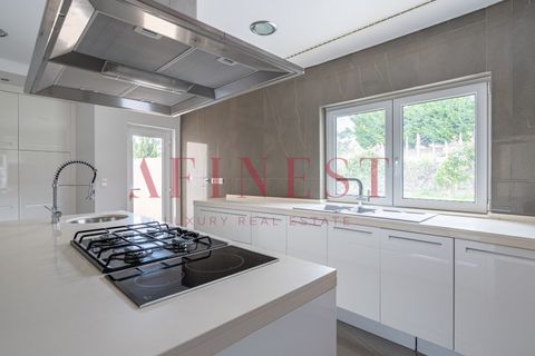 Villa a Belas, Lisbon, Belas - € 1.450.000 | Ref: C0505/23 - foto 13