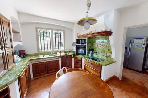 Villa i Marseille, Bouches-du-Rhone, Marseille - € 1.090.000 | Ref: 3813 - foto 12