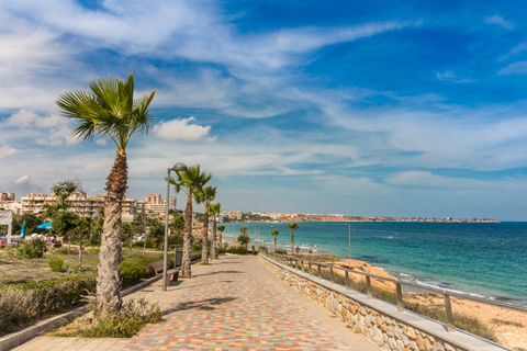 Villa i Pinar De Campoverde, Alicante, Pinar De Campoverde - € 575.000 | Ref: 9737 - foto 4