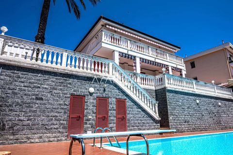 Villa i Sanremo, Imperia, Sanremo - € 2.350.000 | Ref: 5500 - foto 3