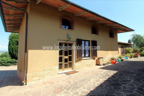 Farm hus i Chiusi, Siena, Chiusi - € 400.000 | Ref: CA577 - foto 5