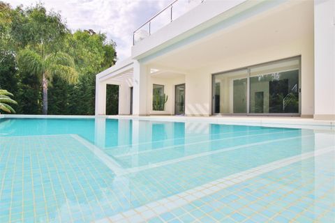 Villa a Estepona, Malaga, Estepona - € 3.350.000 | Ref: DPIe4128 - foto 5