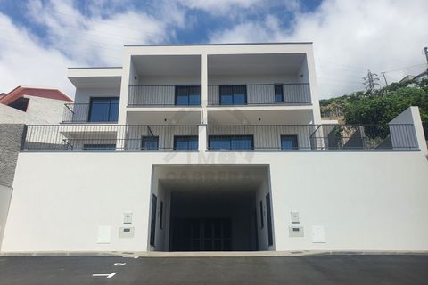 Villa i Camara de Lobos, Madeira, Camara de Lobos - € 629.500 | Ref: IC_604E_I - foto 1