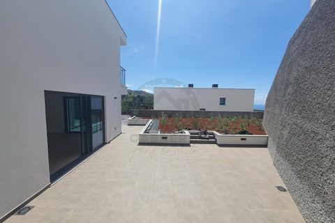 Villa i Camara de Lobos, Madeira, Camara de Lobos - € 629.500 | Ref: IC_604E_I - foto 2