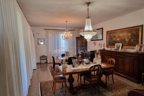 Villa i Carrara, Massa and Carrara, Carrara - € 895.000 | Ref: 2504 - foto 1