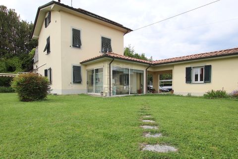 Villa i Lucca, Lucca, Lucca - € 570.000 | Ref: IA03656 - foto 1