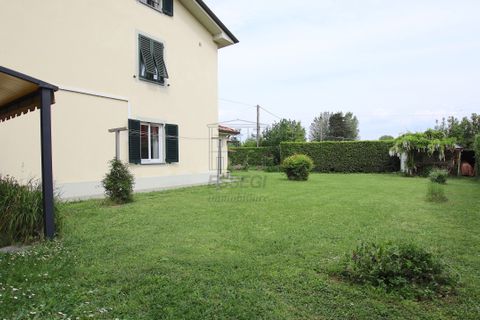 Villa i Lucca, Lucca, Lucca - € 570.000 | Ref: IA03656 - foto 4