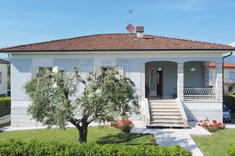 Villa i Lucca, Lucca, Lucca - € 595.000 | Ref: IA03576 - foto 1