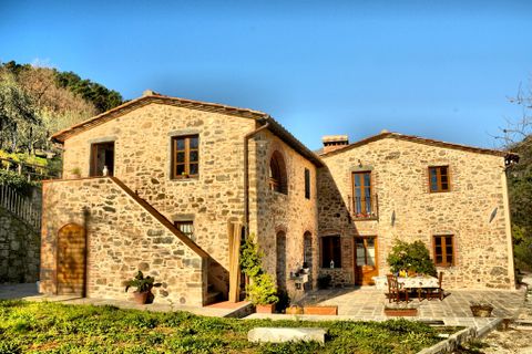Villa a Pescia, Pistoia, Pescia - € 1.300.000 | Ref: IA00900 - foto 40