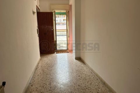 Lejlighed i Caltanissetta, Caltanissetta, Caltanissetta - € 75.000 | Ref: 1448 - foto 12