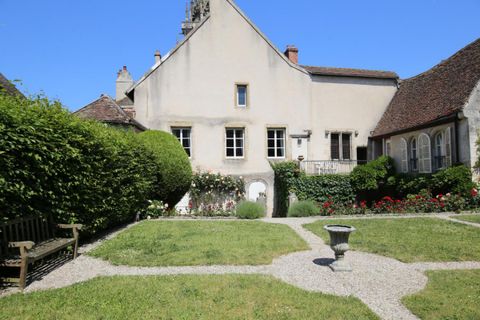 Villa i Autun, Saone-et-Loire, Autun - € 475.000 | Ref: 5469 - foto 1