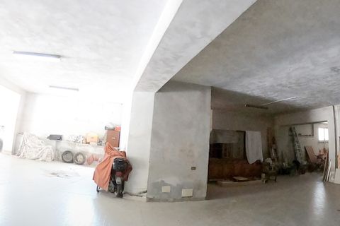 Erhvervsejendom i Jesi, Ancona, Jesi - € 140.000 | Ref: 2332v - foto 2