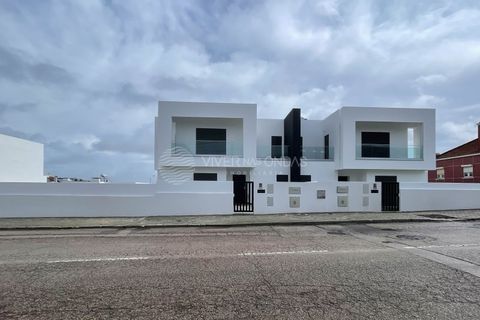 Villa i Corroios, Setubal, Corroios - € 795.000 | Ref: PM-273B - foto 16