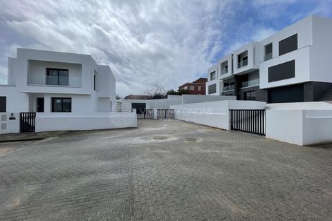 Villa i Corroios, Setubal, Corroios - € 795.000 | Ref: PM-273B - foto 24