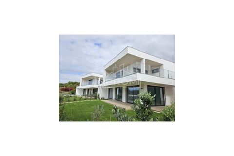 Villa i Alcabideche, Lisbon, Alcabideche - € 2.200.000 | Ref: AR10_0074 - foto 1