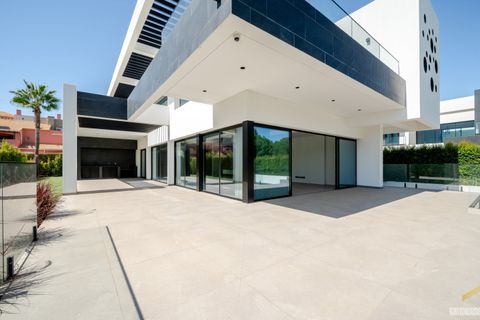 Villa i Vilamoura, Faro, Vilamoura - € 3.150.000 | Ref: xtp_9143 - foto 6