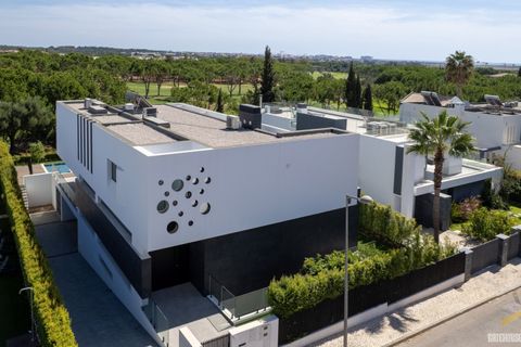 Villa i Vilamoura, Faro, Vilamoura - € 3.150.000 | Ref: xtp_9143 - foto 9