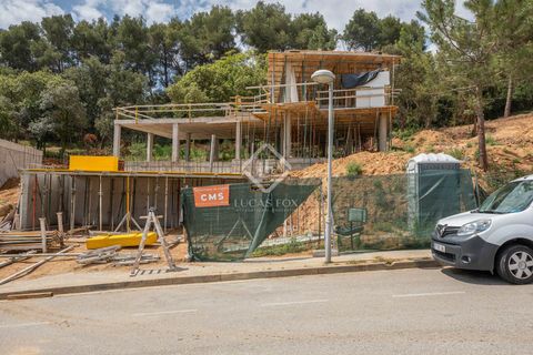Villa i Blanes, Gerona, Blanes - € 1.200.000 | Ref: CBR35822 - foto 3