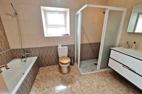 Landsbyhus i Vinuela, Malaga, Vinuela - € 179.000 | Ref: AX1238 - foto 16