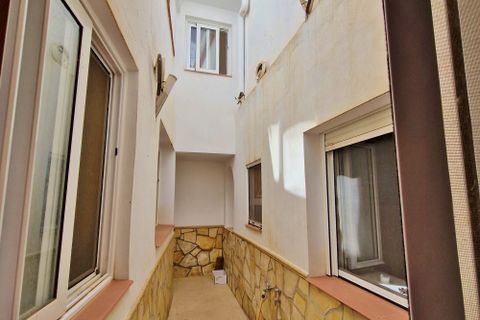 Landsbyhus i Vinuela, Malaga, Vinuela - € 179.000 | Ref: AX1238 - foto 7