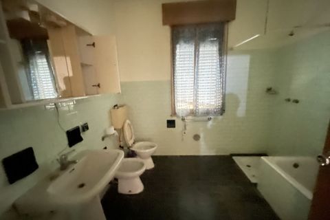 Villa a Suzzara, Mantua, Suzzara - € 120.000 | Ref: 2309 - foto 10