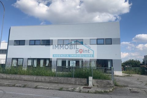 Erhvervsejendom i Teolo, Padua, Teolo - € 349.000 | Ref: G038 - foto 2