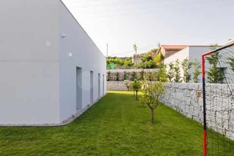 Villa a Braga, Braga, Braga - € 849.990 | Ref: NG-602 - foto 47