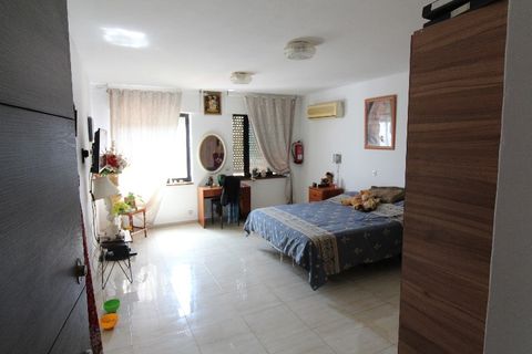 Villa a Mijas Costa, Malaga, Mijas Costa - € 750.000 | Ref: DPIe4050 - foto 8