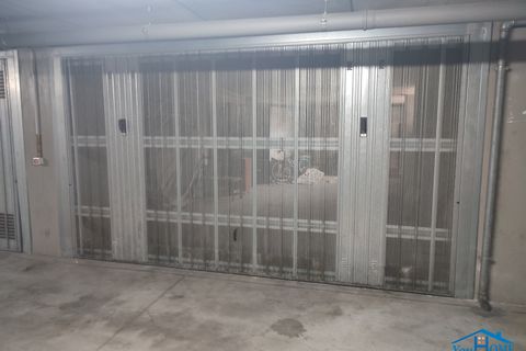 Parkeringsplads i Bari, Bari, Bari - € 40.000 | Ref: 55 - ESV-325 - foto 2