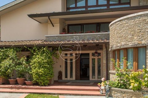 Villa i Arezzo, Arezzo, Arezzo - € 1.500.000 | Ref: DIC.8235 - foto 9