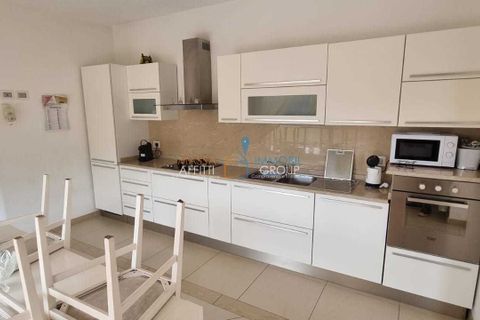 Villa i Carrara, Massa and Carrara, Carrara - € 380.000 | Ref: 2580 - foto 10