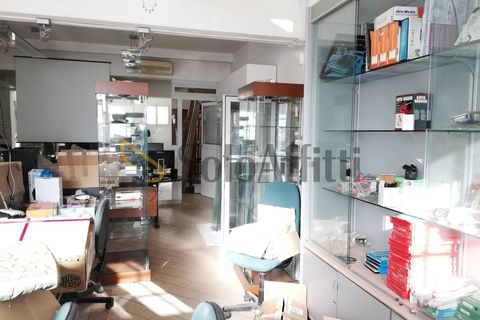 L'establiment comercial a Modena, Modena, Modena - € 650/mes | Ref: 1683A - foto 3