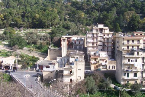Helårsgrund i Modica, Ragusa, Modica - € 300.000 | Ref: Z 48 - foto 7