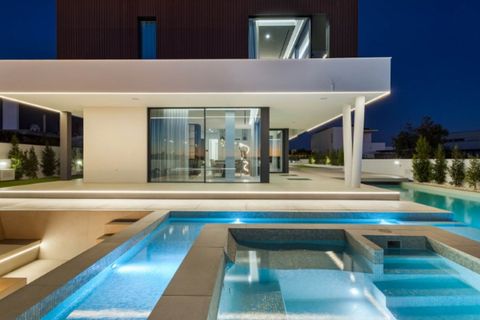 Villa a Guia, Faro, Guia - € 3.750.000 | Ref: W-02RRRS - foto 2