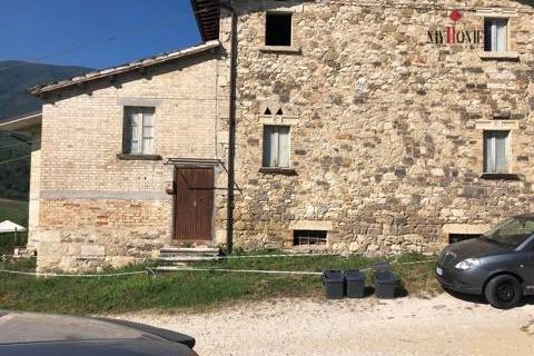 Landejendom i Folignano, Ascoli Piceno, Folignano - € 180.000 | Ref: VS014 - foto 1