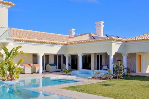 Villa a Benahavis, Malaga, Benahavis - € 2.500.000 | Ref: Bhv01 - foto 4