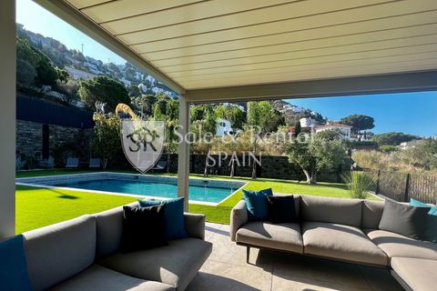 Villa i Roses, Gerona, Roses - € 4.258.000 | Ref: 2237 - foto 7