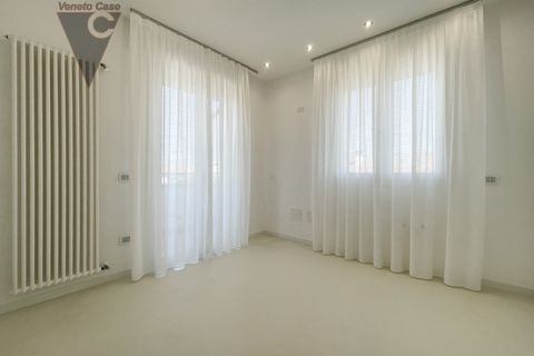 Villa a Stra, Venice, Stra - € 340.000 | Ref: STR405 - foto 12