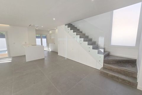 Villa i Almada, Setubal, Almada - € 780.000 | Ref: 15042 - foto 12