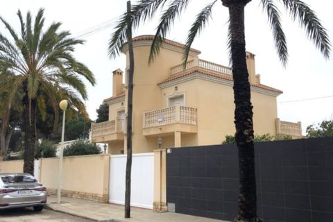 Villa i Cabo Roig, Alicante, Cabo Roig - € 910.000 | Ref: AG6137370 - foto 1